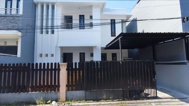 Kesempatan Rumah di Kerobokan, Badung, LB 160m², Harga 2,5 Miliar