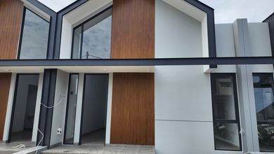 Kesempatan Rumah di Taman Kopo Indah, Bandung, LB 50m², Harga 893 Juta