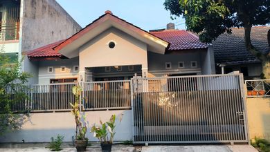 Rumah Sewa Nyaman Lokasi Taman Kopo Indah, Bandung, LB 100m²