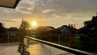 Modern Villa Baru Di Berawa Canggu Lokasi Sangat Strategis 