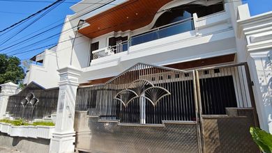 Hunian Elegan di Denpasar Utara, Denpasar, 5 Kamar Tidur, LT 360m²