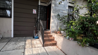 Jual Rumah Strategis di Kopo Permai, Bandung - LT 94m²