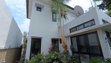 Dijual rumah Eksklusif di Kerobokan, Badung - LT 175m²