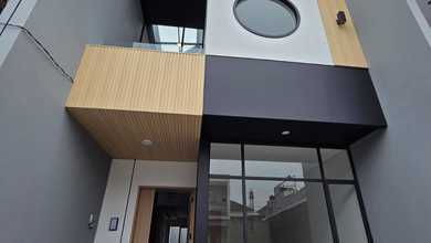 Hunian Elegan di Mekar Wangi, Bandung, 3 Kamar Tidur, LT 135m²