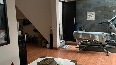 Kesempatan Rumah di Cimahi Utara, Cimahi, LB 120m², Harga 1,6 Miliar