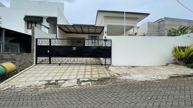 Rumah Elite di Kawasan Setiabudi, Bandung, LB 350m², Harga 3,8 Miliar