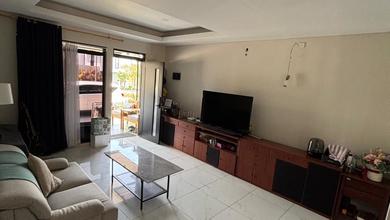 Rumah Mewah di Kawasan Kota Baru Parahyangan, Bandung, LB 177m², Harga 3,9 Miliar