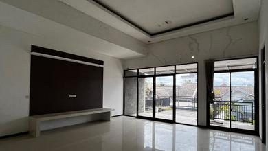 Hunian Prestisius di Kawasan Cimahi Tengah, Cimahi, LB 286m², Harga 3 Miliar