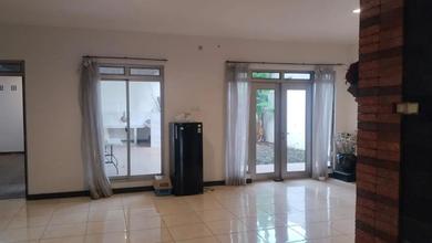 Dijual rumah Eksklusif di Kota Baru Parahyangan, Bandung - LT 300m²