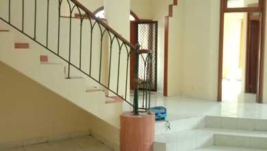 Rumah Prestisius di Kawasan Cicendo, Bandung, LB 300m², Harga 5 Miliar