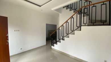 Dijual Rumah Strategis di Arcamanik, Bandung - LT 121m²