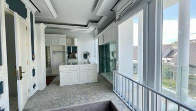 Rumah Elegan di Kota Baru Parahyangan, Bandung, 3 Kamar Tidur, LT 126m²