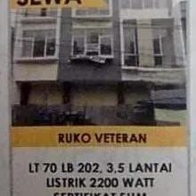 Ruko Veteran Bandung 3,5 Lantai Lokasi Strategis