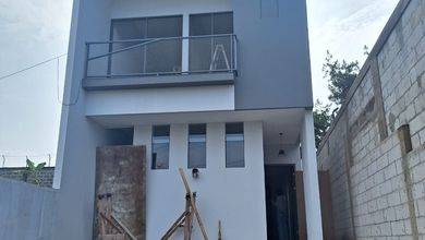 Jual Segera Rumah Mewah di Setiabudi, Bandung, Luas 100 m2