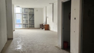 Ruko di Gatot Subroto yang cukup besar dengan harga yang cukup terjangkau.