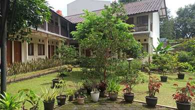 Jual Rumah Cantik LT 1240 m2 di Cigadung, Bandung