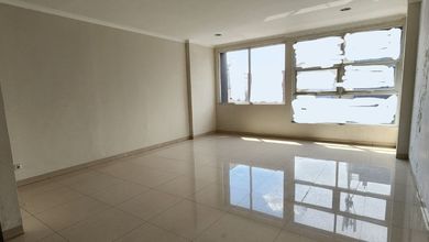 Jarang ada ruko bagus 3 lantai di Jalan Raya Kopo deket ke arah Bandung