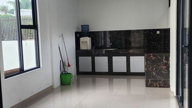 Rumah Modern area Setiabudi, Bandung, Luas 225 m2