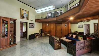 Rumah Area Premium Gatot Subroto, Bandung - Harga Terbaik 21,1 Miliar