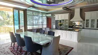 Villa Mewah Siap Huni Full Furnished di Cipaku Bandung Utara