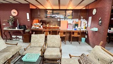 Rumah Mewah di Kawasan Hegarmanah, Bandung, LB 1000m², Harga 18 Miliar