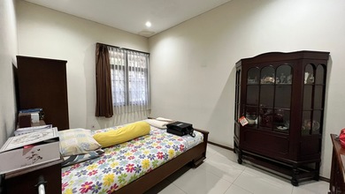 Jual Cepat Rumah Elit di Bojongloa Kidul, Bandung, LT 270 m2