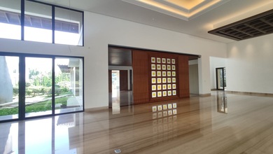 Hunian Mewah di Cigadung, Bandung, 4 KT, LT 7500m²