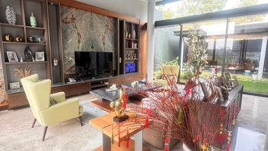 Penawaran Eksklusif, rumah Prestisius di Kota Baru Parahyangan, Bandung, LB 750m²