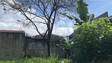 Jual Terjangkau Tanah 300 m2 Tempat Strategis