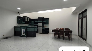 Dijual rumah Eksklusif di Babakan Ciparay, Bandung - LT 220m²