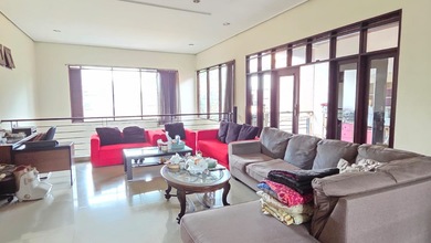 Dijual rumah Mewah di Batununggal, Bandung - LT 400m²