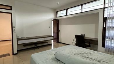 Rumah Elite di Kawasan Bandung Kidul, Bandung, LB 250m², Harga 3,3 Miliar