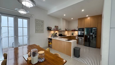 Kesempatan Eksklusif, rumah Mewah di Turangga, Bandung, LB 210m²