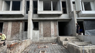 Rumah Elite di Kawasan Antapani, Bandung, LB 121m², Harga 2,7 Miliar