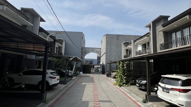 Jual Rumah Strategis di Bandung Kulon, Bandung - LT 139m²