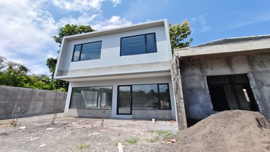 Jual Rumah Bagus Luas 100 m2 di Jimbaran, Badung