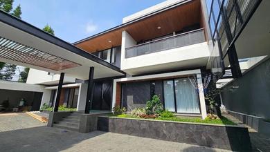 Rumah Elegan di Bandung Kota, Bandung, 6 Kamar Tidur, LT 1026m²