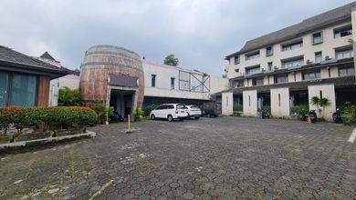 Hotel Ada Cafe Dan Restaurant di Setiabudi, Bandung Utara