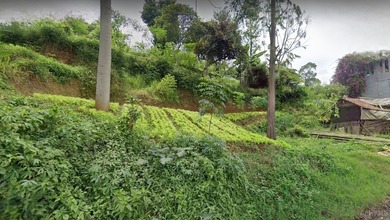 Jual Tanah di Komplek Setiabudi Pemandangan Danau dan Taman