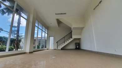 Ruko Magna 3 Lantai Lokasi Strategis di Summarecon Bandung