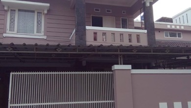 Hunian Elegan di Turangga, Bandung, 5 Kamar Tidur, LT 210m²