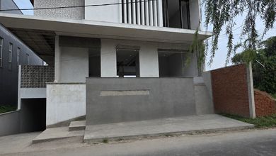 Rumah Elite di Kawasan Bandung Kota, Bandung, LB 500m², Harga 5,6 Miliar