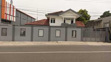 Rumah Mewah di Kopo, Bandung, 6 Kamar Tidur, LT 890m²