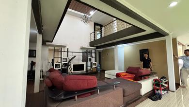 Rumah Elite di Kawasan Setra Duta, Bandung, LB 560m², Harga 7,9 Miliar