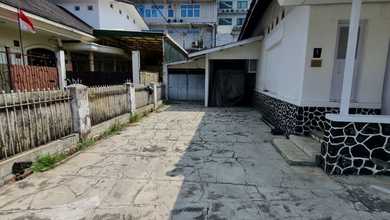 Kesempatan Langka, rumah Mewah di Riau, Bandung, LB 250m²