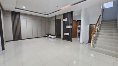 Dijual Rumah Strategis di Setra Duta, Bandung - LT 112m²