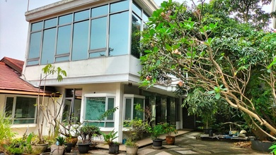 Jual Rumah Siap Tinggal area Garuda, Bandung, Luas 1100 m2