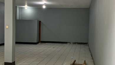 Ruko Sayap Lengkong Bandung Ruang Tanpa Sekat Siap Pakai