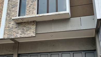 Ruko di Caringin Holis, Bandung Baru SHM Daerah Bahan Kaos