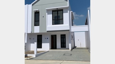 Rumah Elite di Kawasan Soekarno Hatta, Bandung, LB 133m², Harga 2,76 Miliar